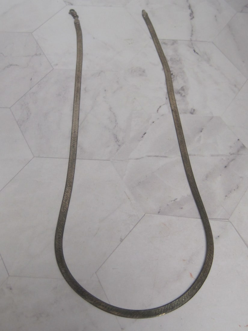 18" Sterling Silver Herringbone Chain: Weighs 10.3 grams