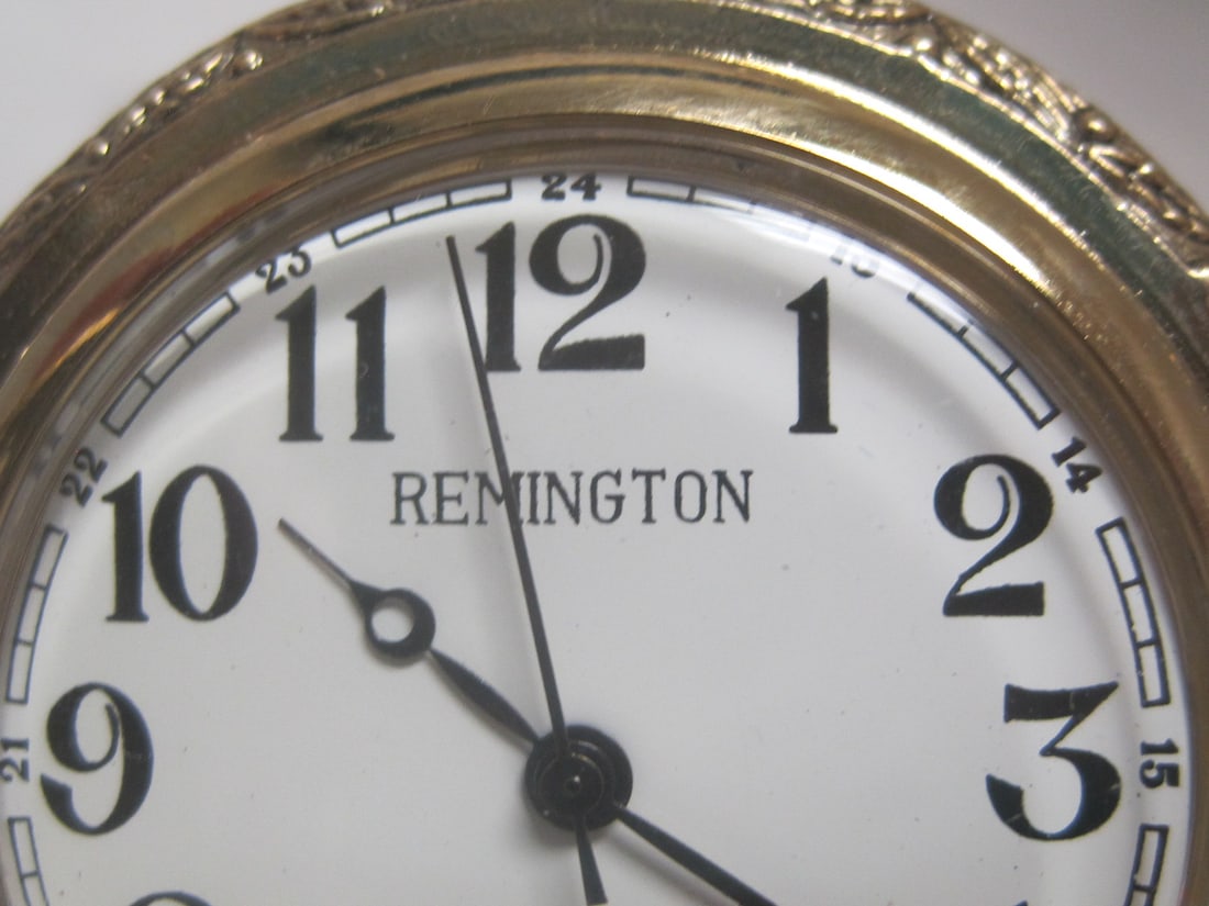 Remington Quartzarama Pocketwatch in Hunting Case & Watch Chain - 4