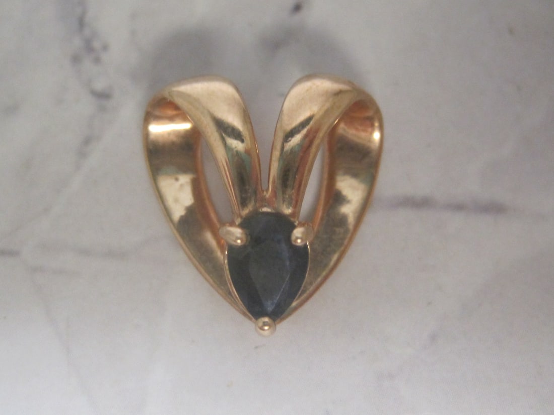 Sterling Silver Rose Gold Vermeil Pendant with Blue Stone: Weighs 2.1 grams