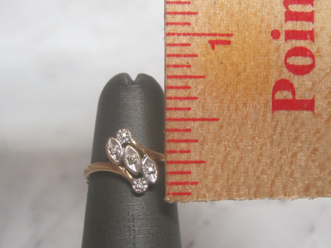 Vintage 14k Gold Diamond Ring - 4