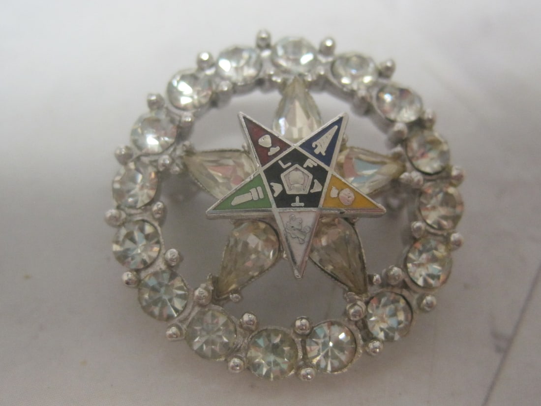 Vintage Order of the Eastern Star Brooch: .