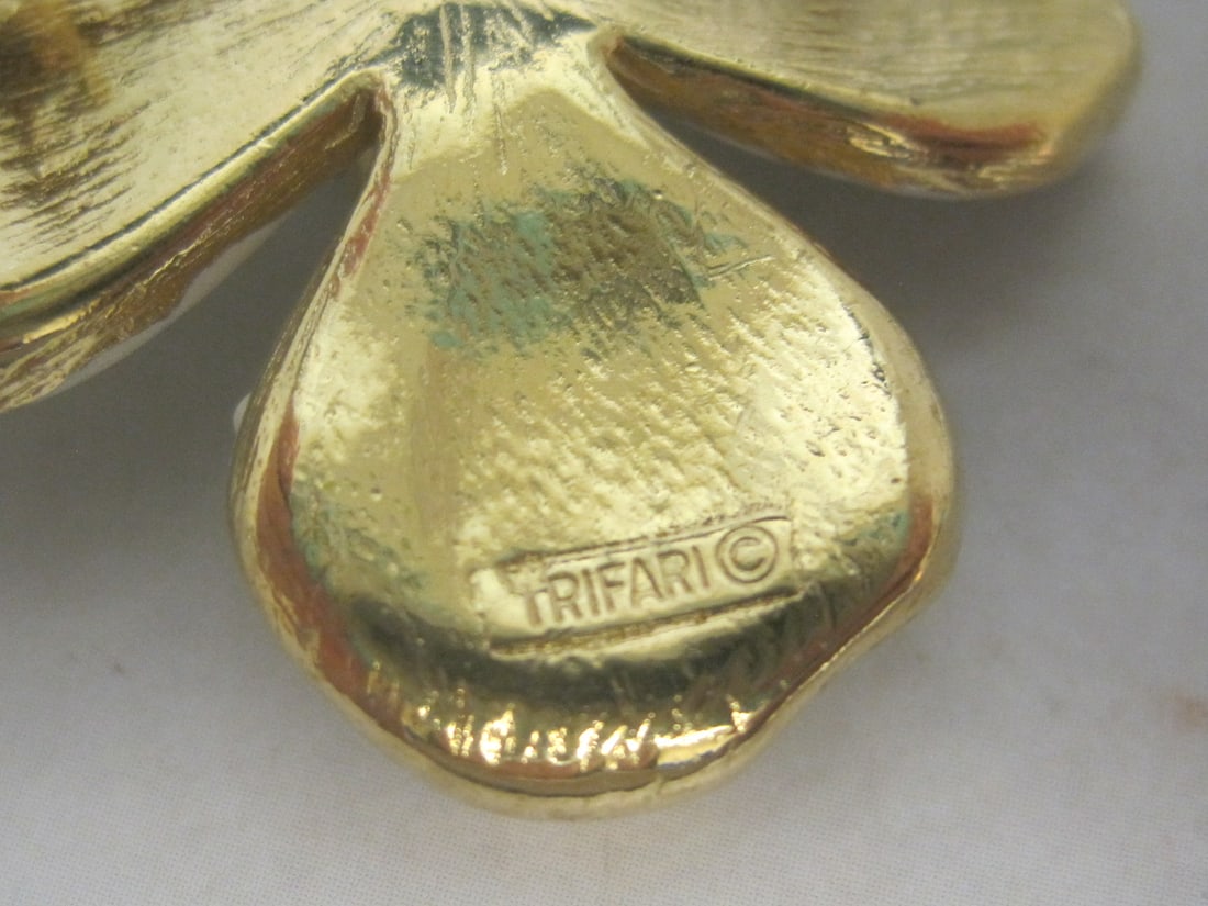 Trifari Dogwood Brooch, Pendant on Gold-Filled Chain, & Clip Earrings - 5
