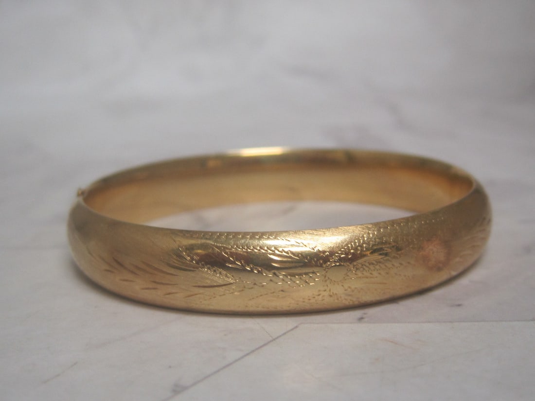 14k Gold Etched Bangle Bracelet: Weighs 15 grams