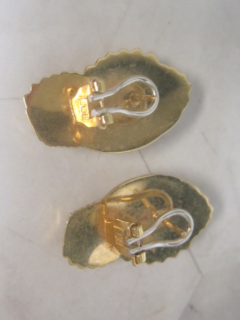 14k Gold Italian Chunky Ribbed Pierced Earrings - 3