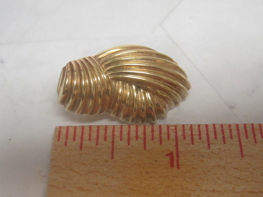 14k Gold Italian Chunky Ribbed Pierced Earrings - 6