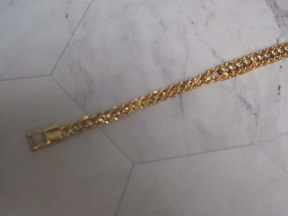 7" 14k Gold Shell Bracelet with CZ Stones - 2