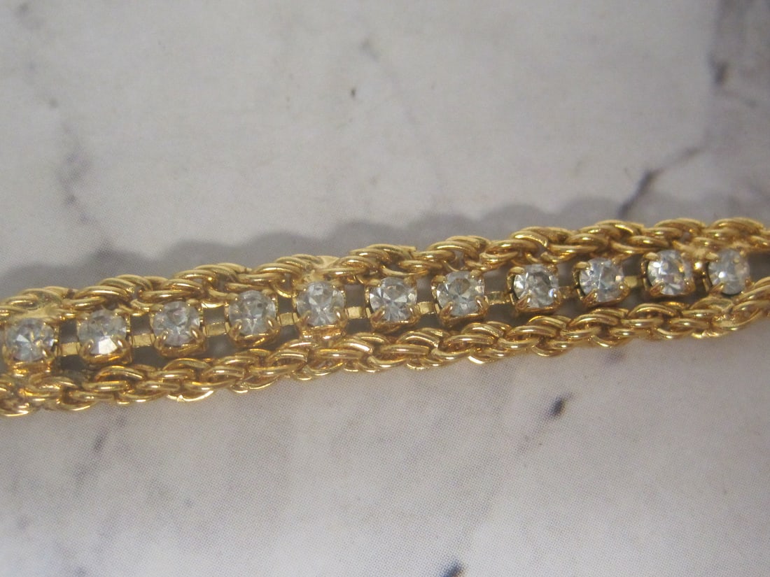 7" 14k Gold Shell Bracelet with CZ Stones - 4