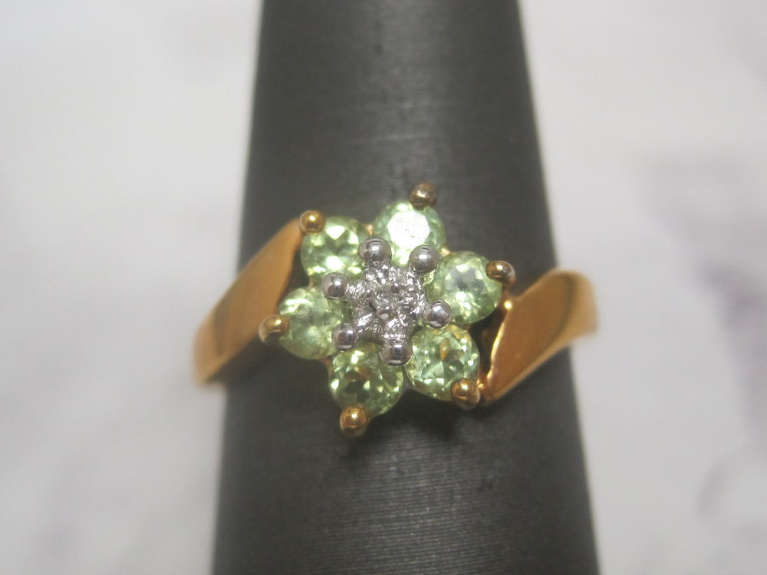 Sterling Silver Vermeil Ring with Green Stones: Weighs 3.1 grams, Size 7