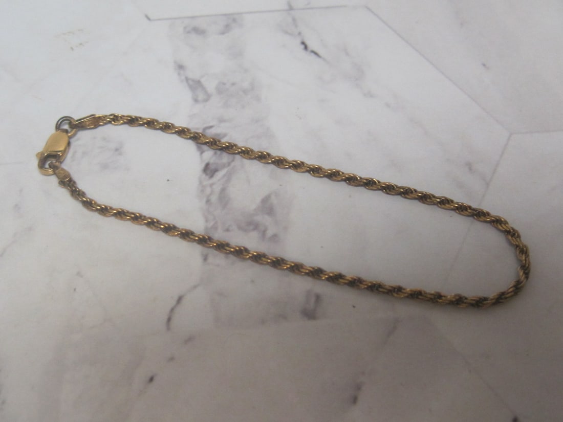 7 1/2" Sterling Silver Vermeil Rope Bracelet: Weighs 2.6 grams