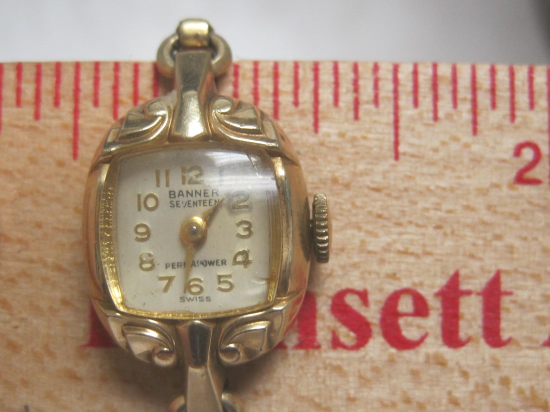 Circa 1940's-1950's Banner Seventeen Permapower Ladies Watch - 9