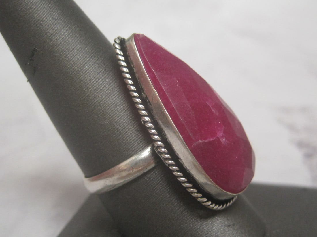 Sterling Silver Pear-Shaped Faceted Ruby Quartz Ring - 3