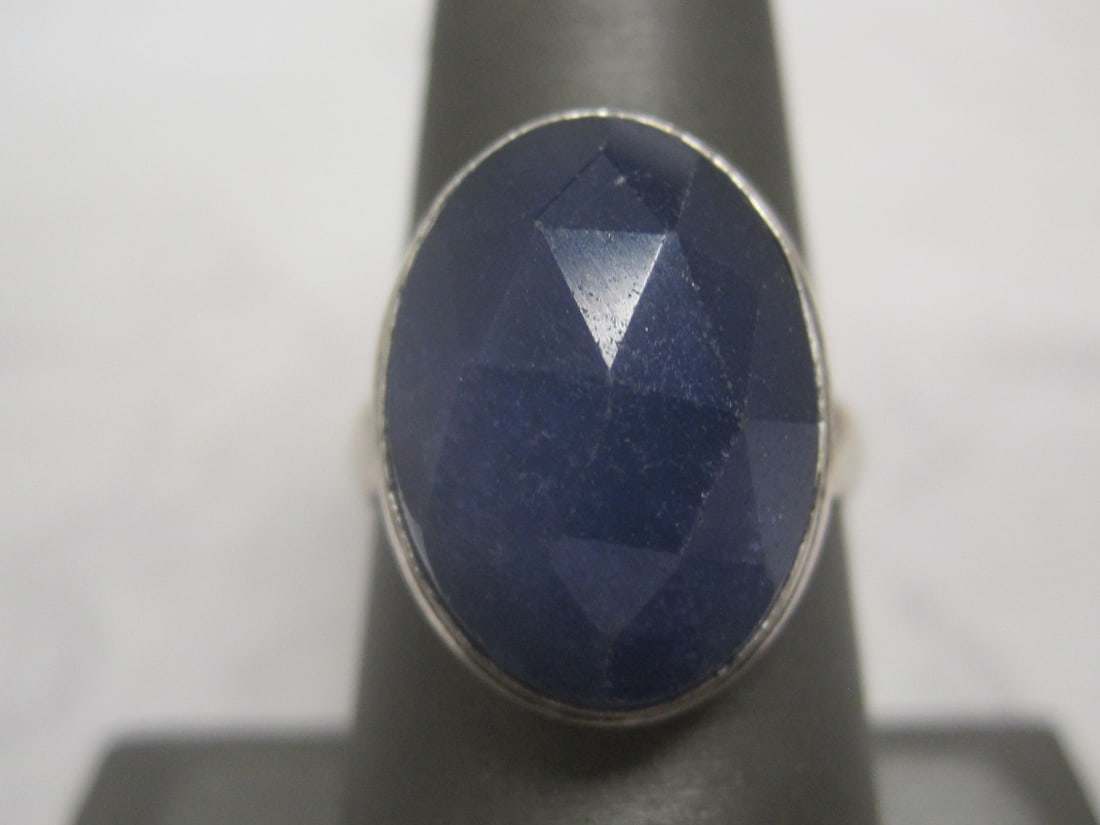 Sterling Silver Ring with Blue Faceted Sapphire Quartz: Weighs 6 grams, Size 8
