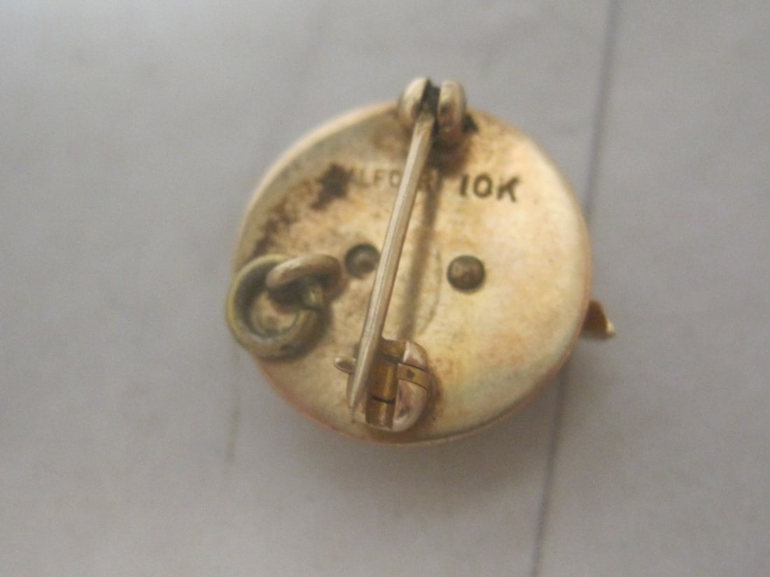 10k Gold Avon Highest Honor Lapel Pin - 4