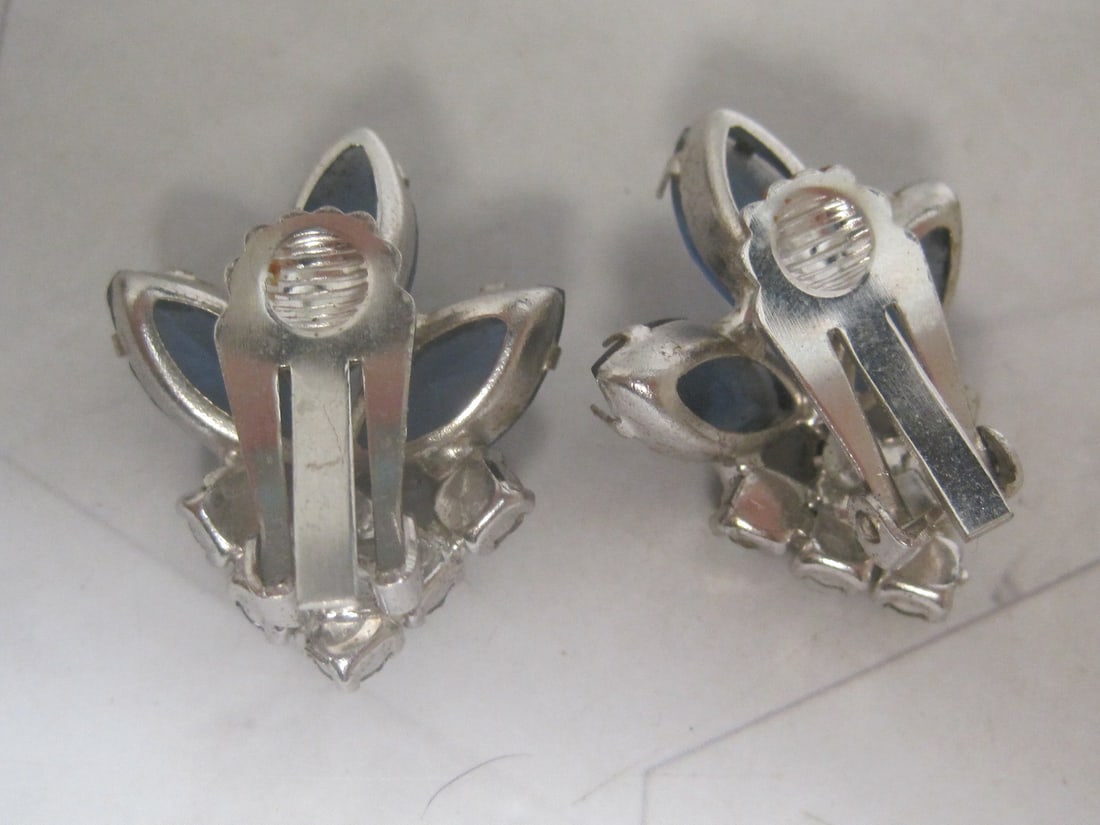 Vintage Rhinestone Clip Earrings - 4