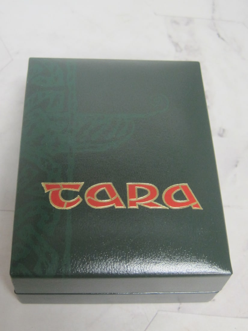 Tara of Dublin Enameled Goldtone Brooch - 4