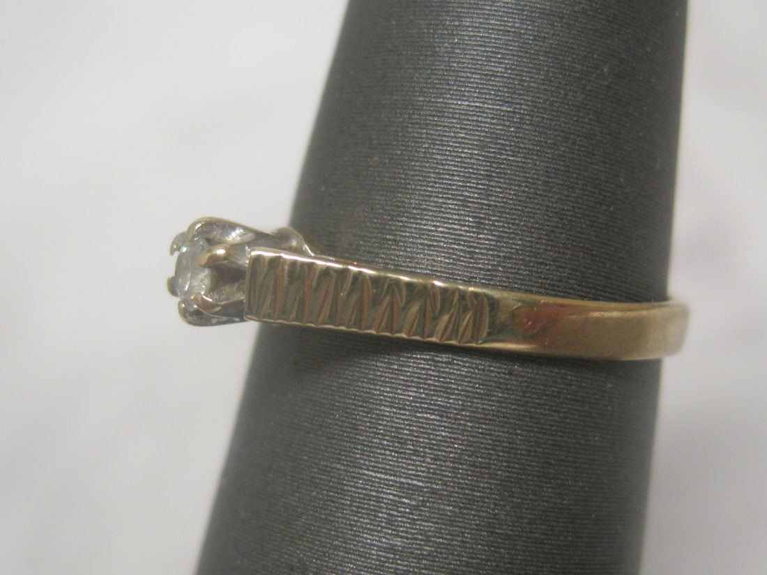 Antique 10k Gold Diamond Ring - 2