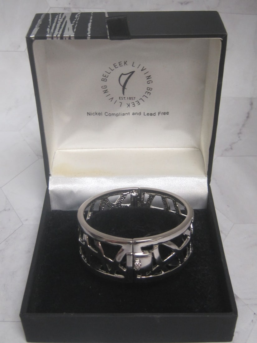 Belleek Living Silvertone Bangle: In original box