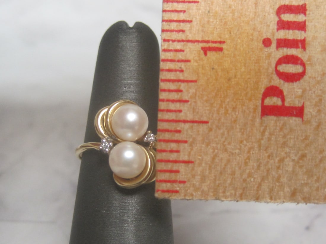 14k Gold Pearl & Diamond Ring - 4