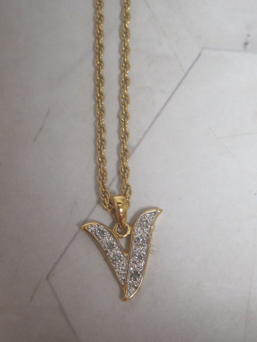 Danbury Mint Gold-Plated Chain with "V" Pendant: .