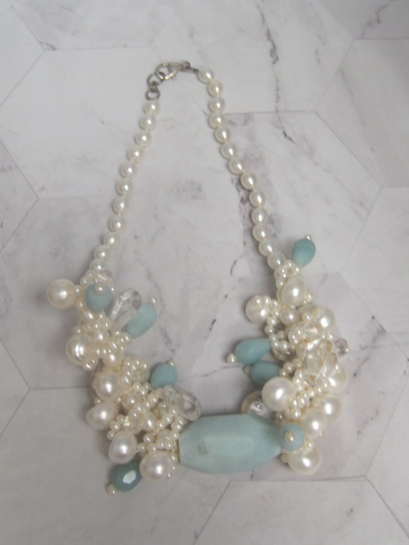 14" Beaded Necklace with Sterling Silver Clasp: .