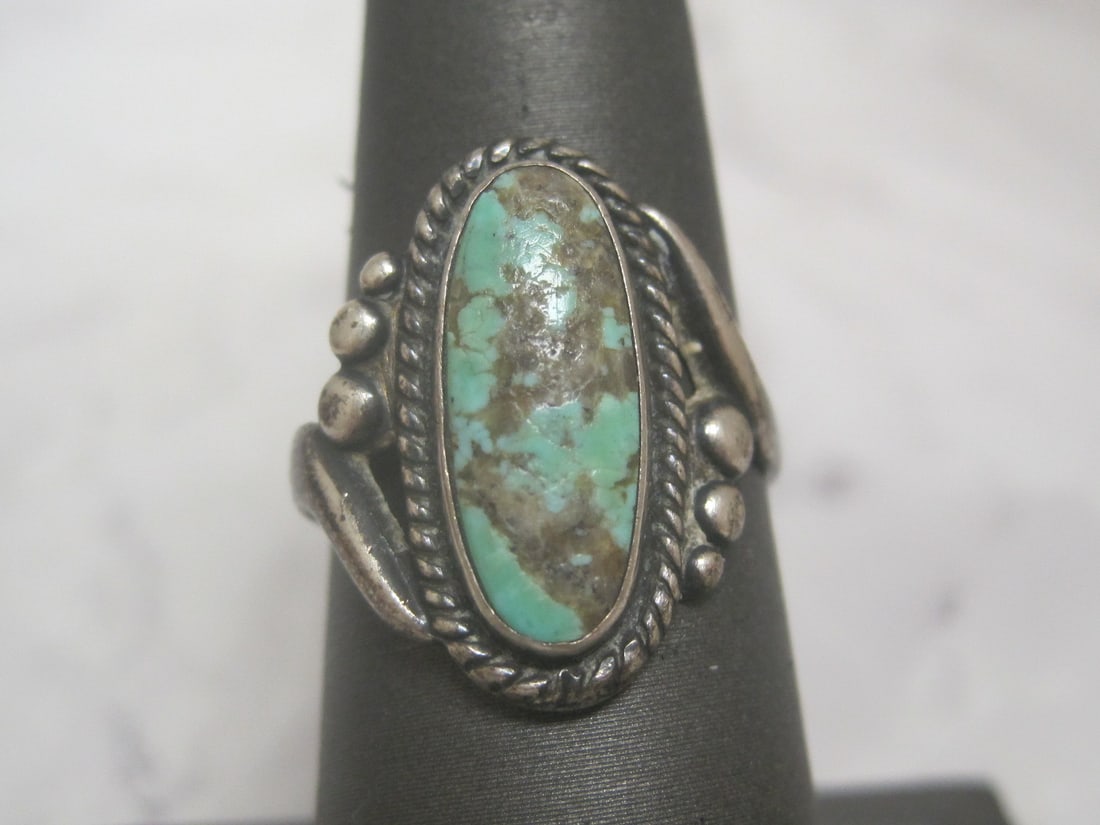 Vintage Sterling Silver Turquoise Ring by Bell Sterling: Weighs 4 grams, Size 7