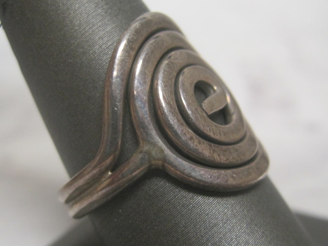 Sterling Silver Swirl Ring - 3