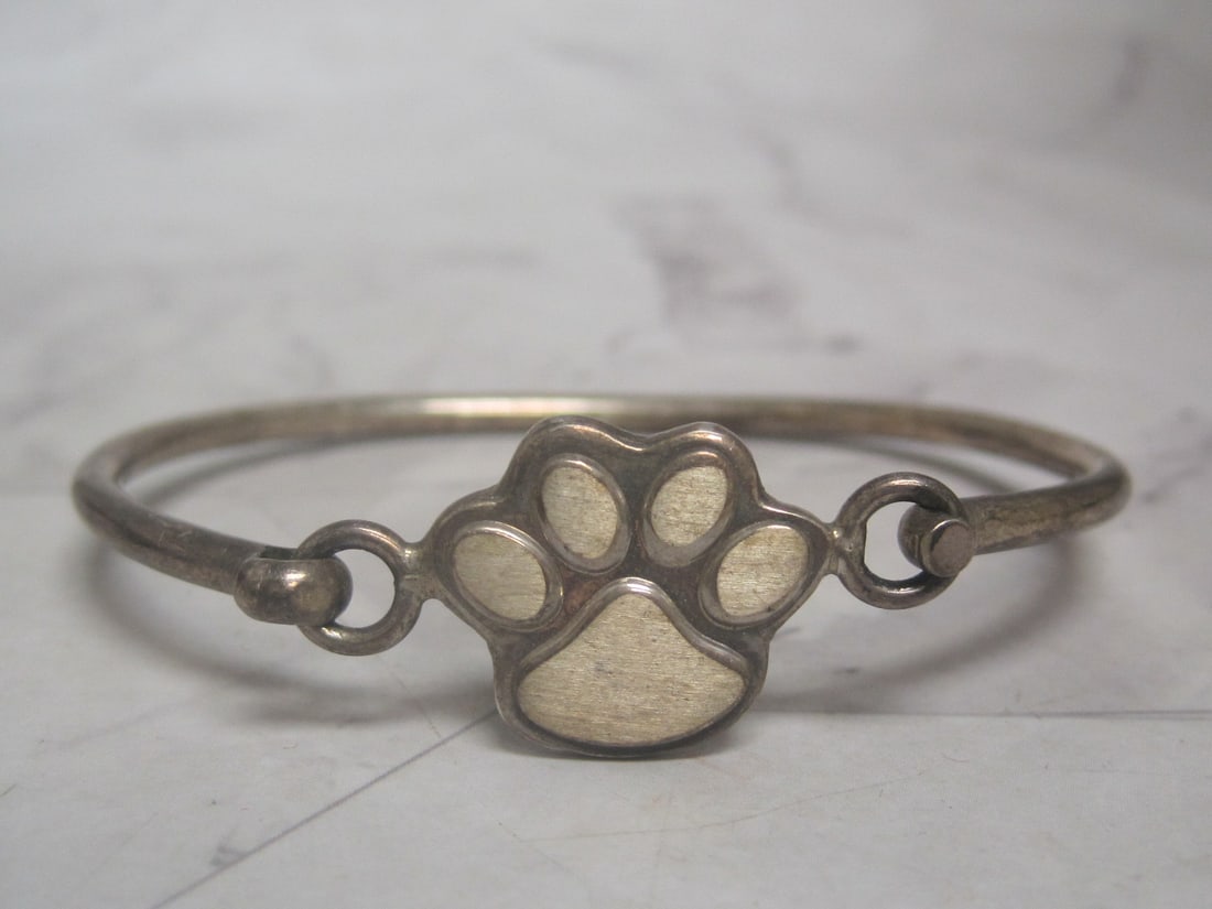 Sterling Silver Tiger Paw Bangle Bracelet: Weighs 18.5 grams
