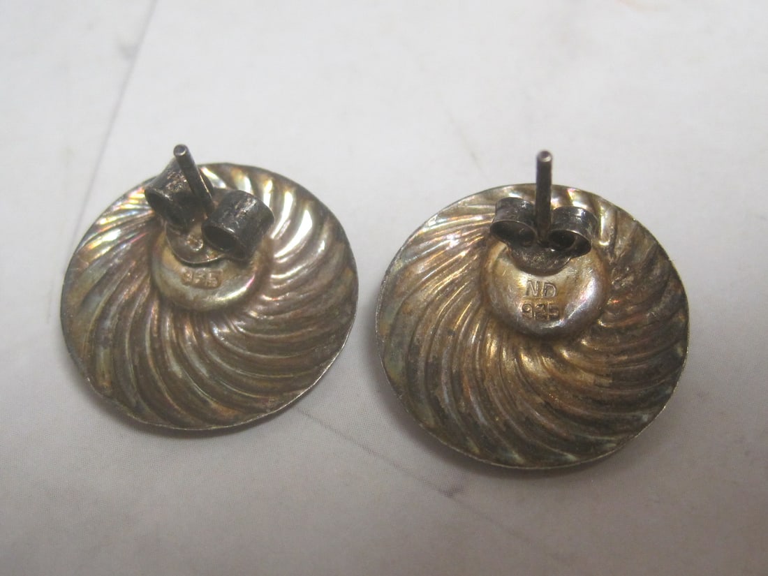 Sterling Silver Swirl Design Onyx Earrings - 3
