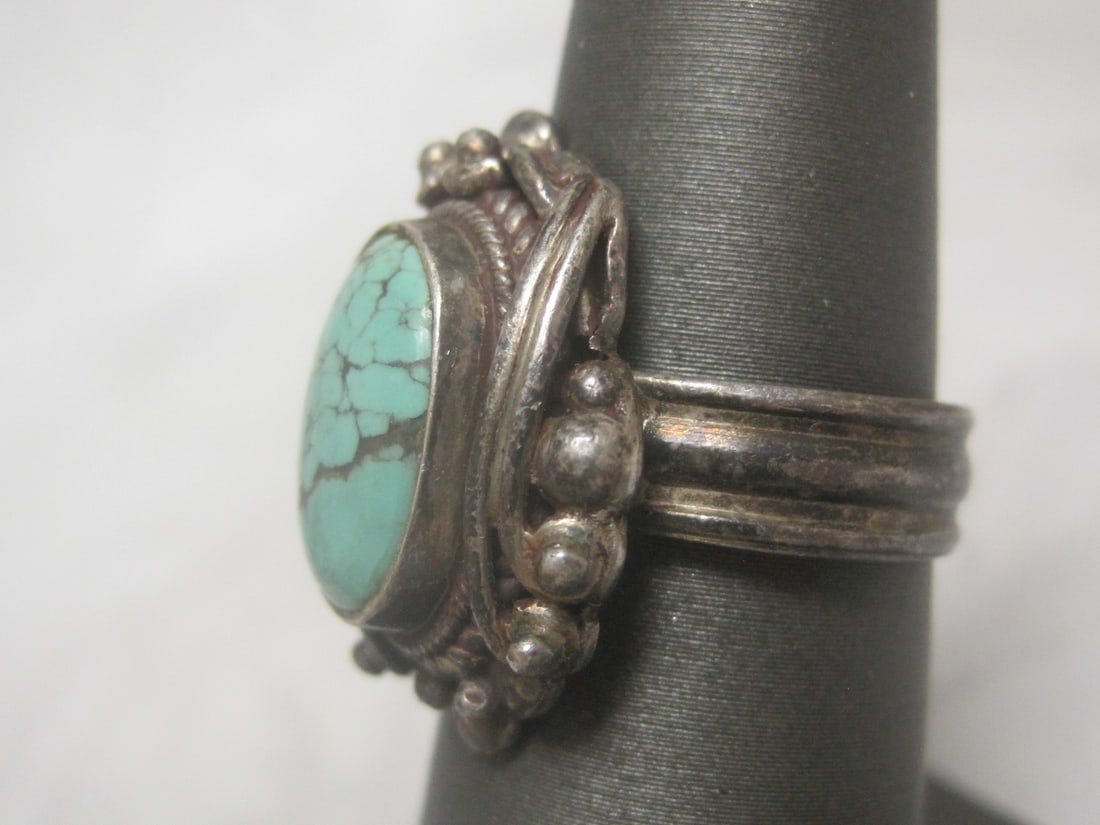 Sterling Silver Native American Style Turquoise Ring - 2