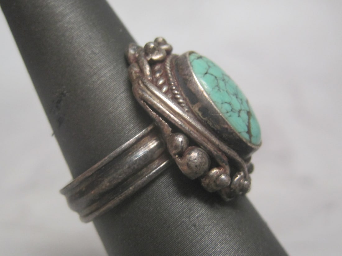 Sterling Silver Native American Style Turquoise Ring - 3