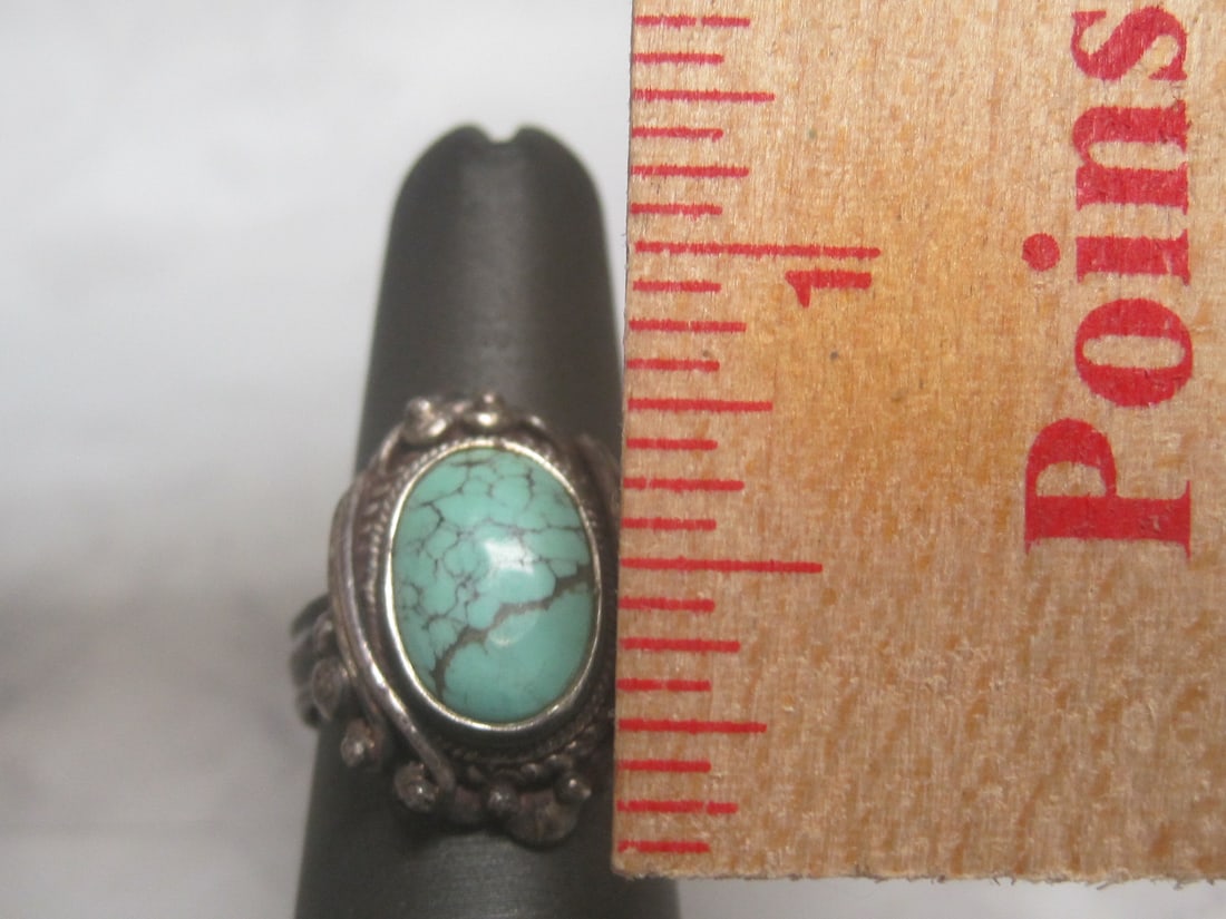 Sterling Silver Native American Style Turquoise Ring - 4