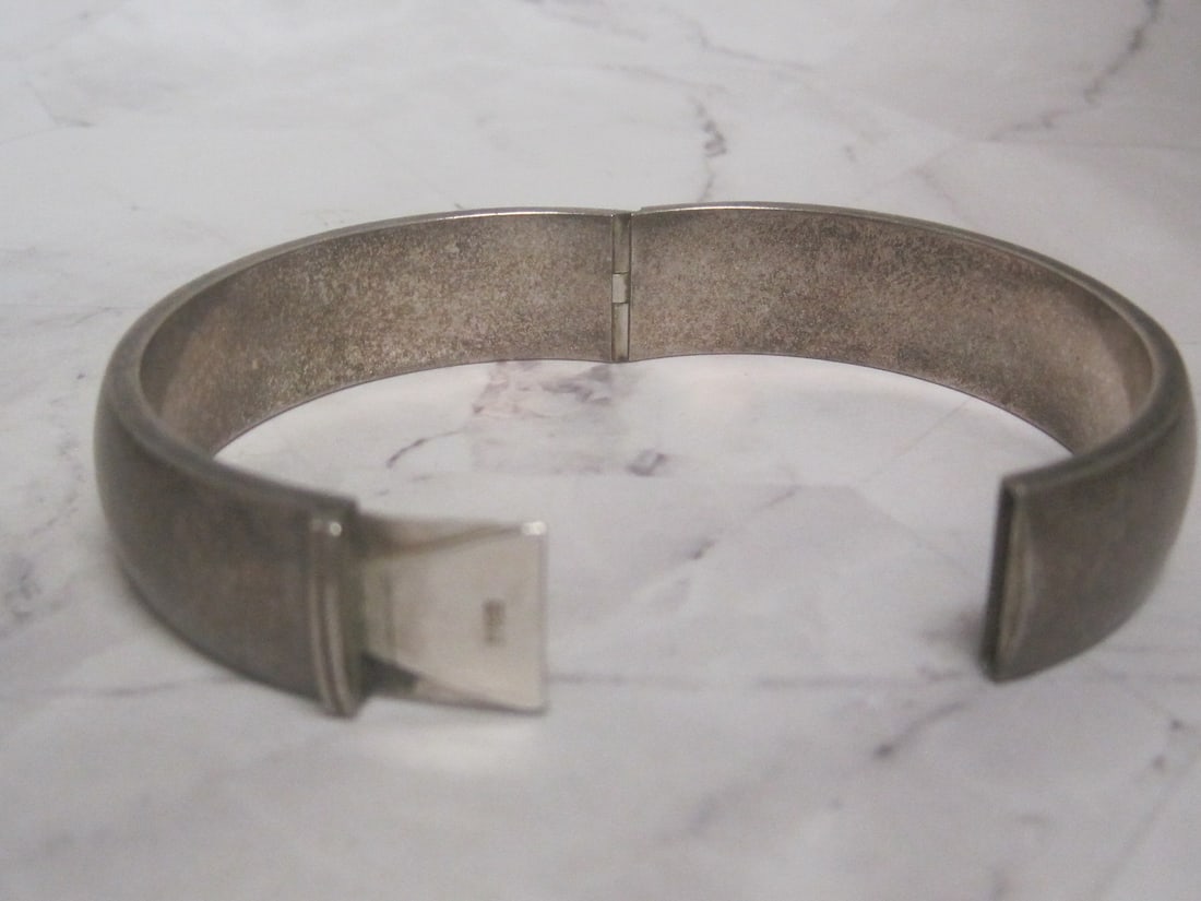 Sterling Silver Wide Hinged Bangle Bracelet - 3