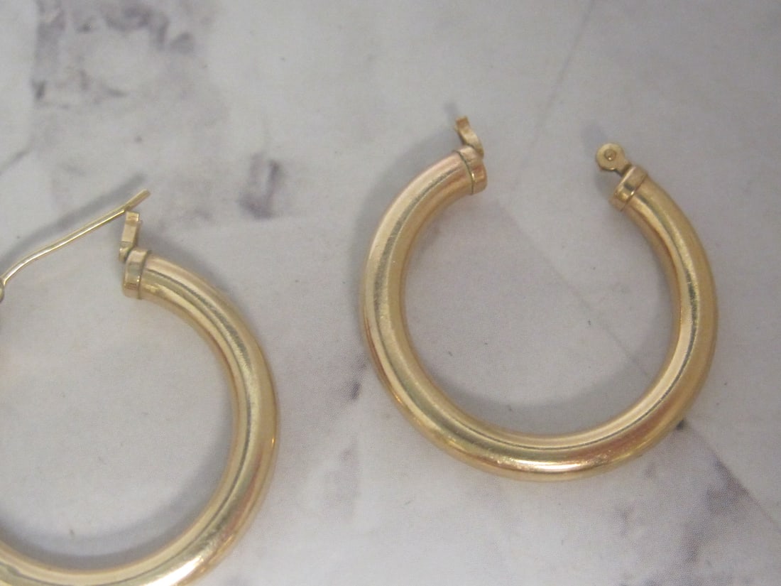 Lot of 5 14k Gold Single Earrings - 3