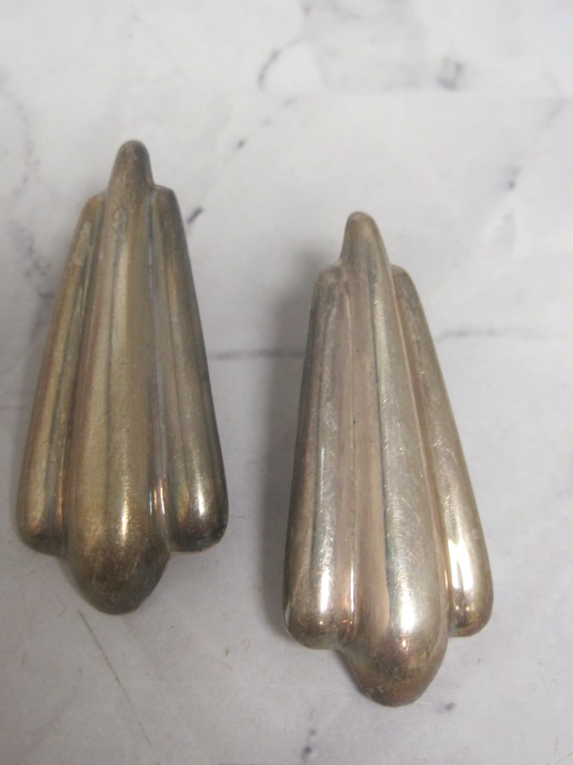 Sterling Silver Elongated Puffy Shell Earrings: Weighs 7.6 grams