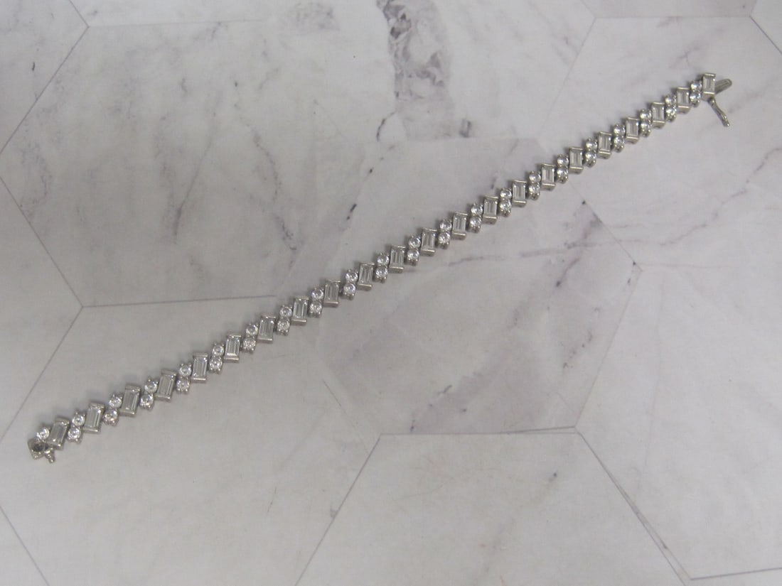 7 1/4" Sterling Silver CZ Bracelet: Weighs 17.1 grams