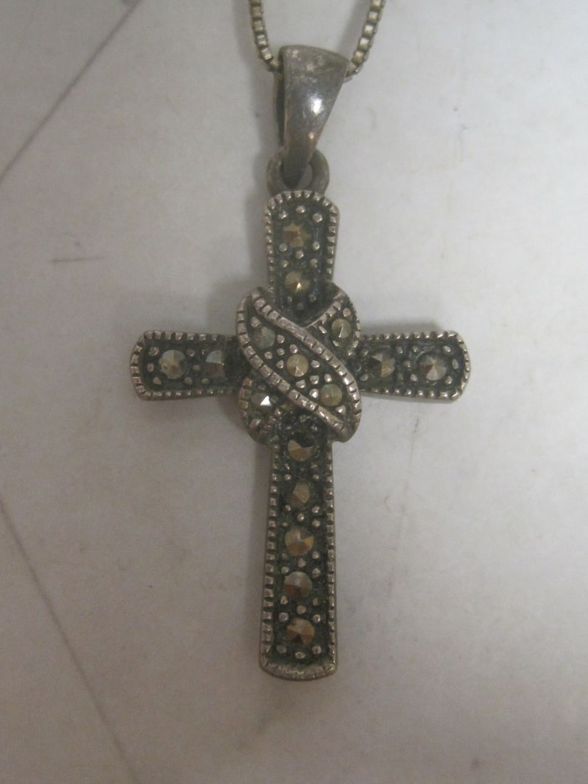 Sterling Silver Marcasite Cross Pendant on 18" Sterling Silver Chain - 2