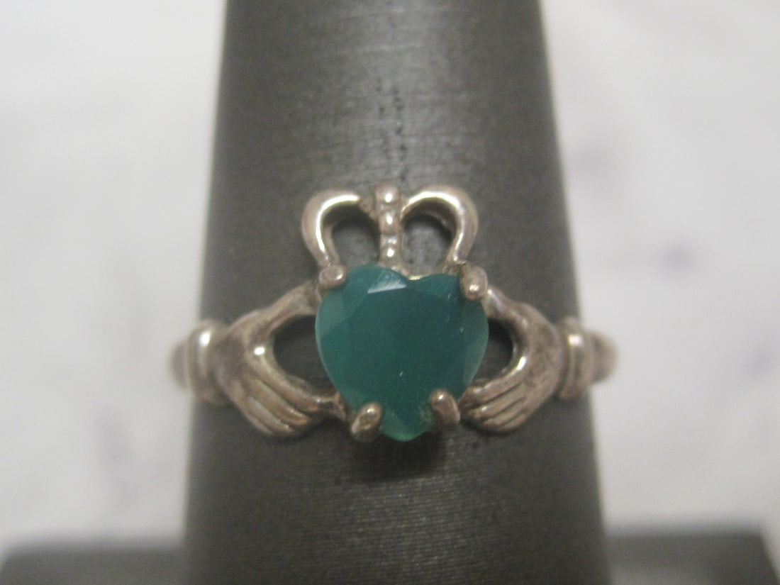 Sterling Silver Claddagh Ring with Green Heart Stone: Weighs 2.1 grams, Size 8