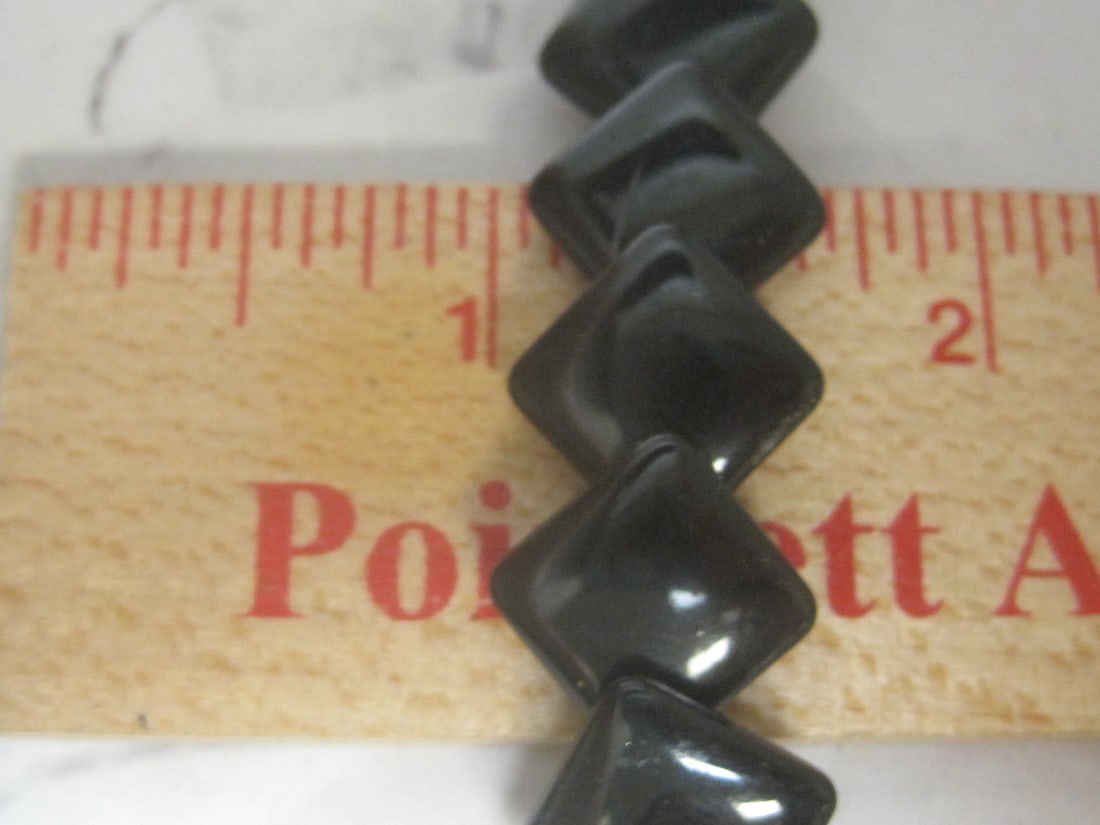 16" Vintage Trifari Necklace with Black Lucite Overlapping Square Design - 4