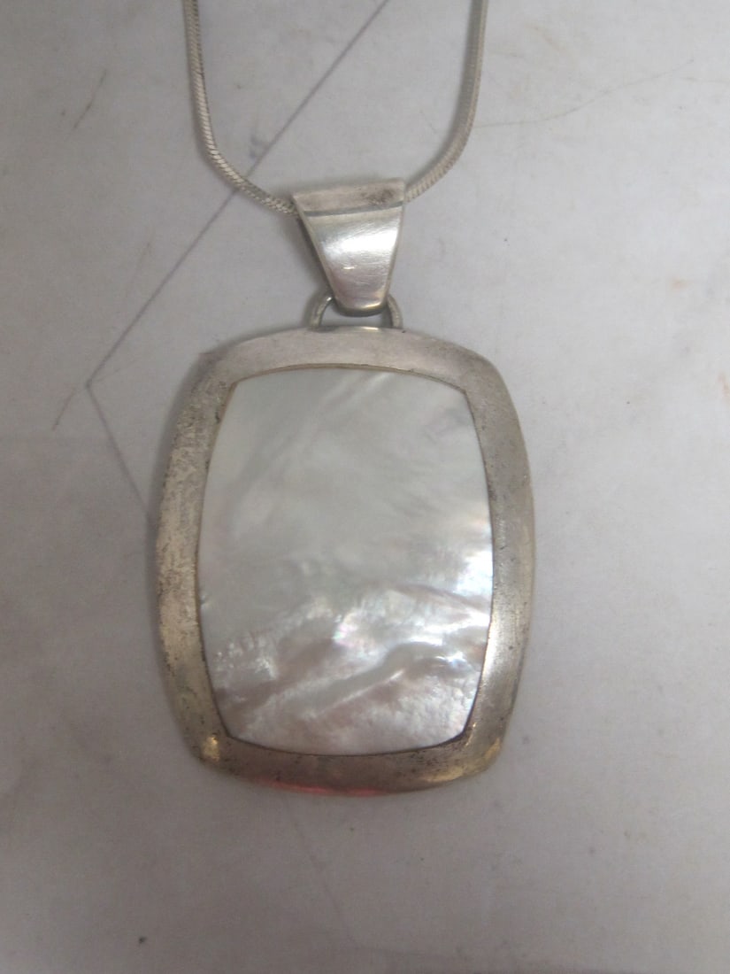Sterling Silver Mother of Pearl Pendant on 18" Sterling Silver Chain - 2