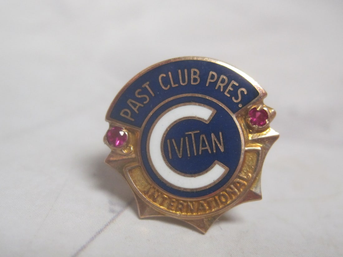 10k Gold Past Club President Civitan International Lapel Pin: Weighs 2.1 grams not including back