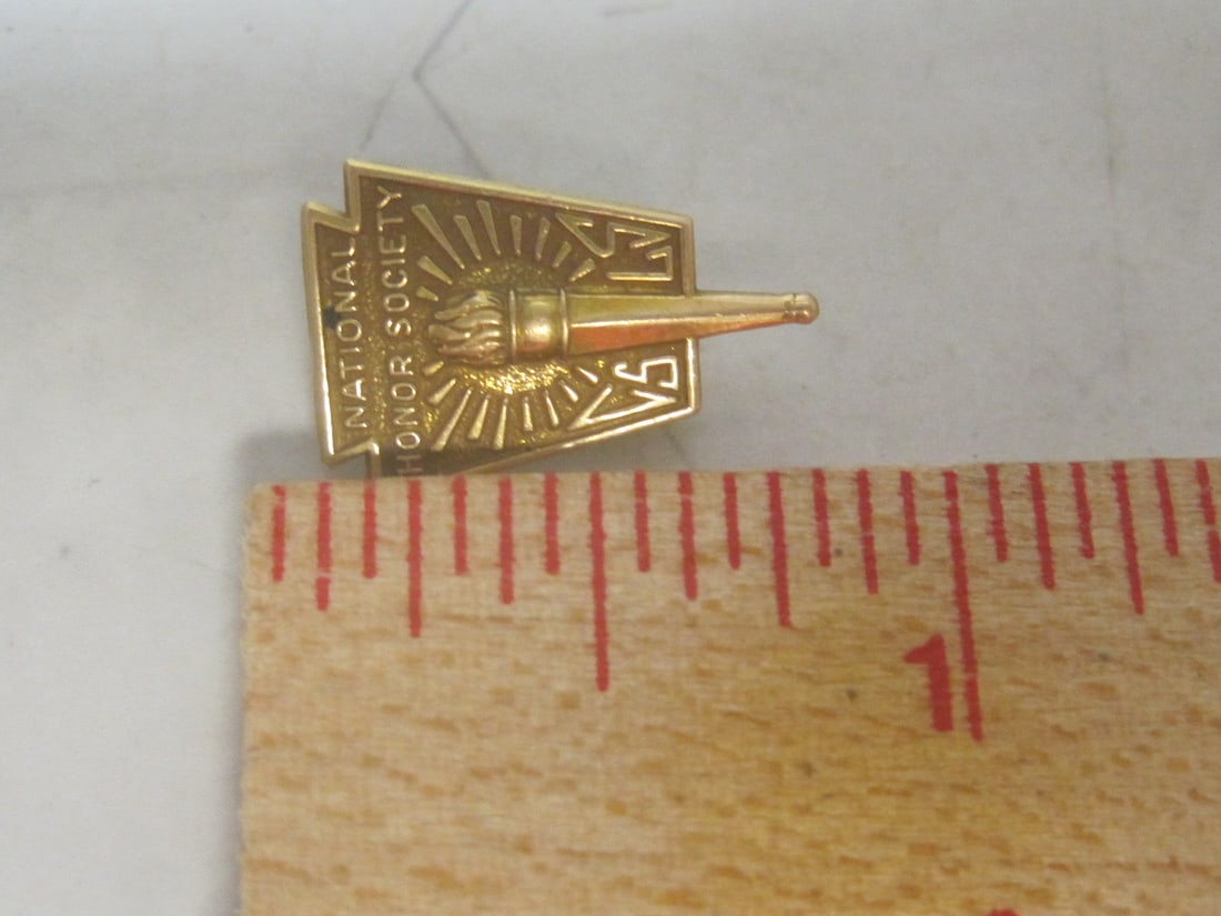National Honor Society Lapel Pin with 14k Gold Top - 4