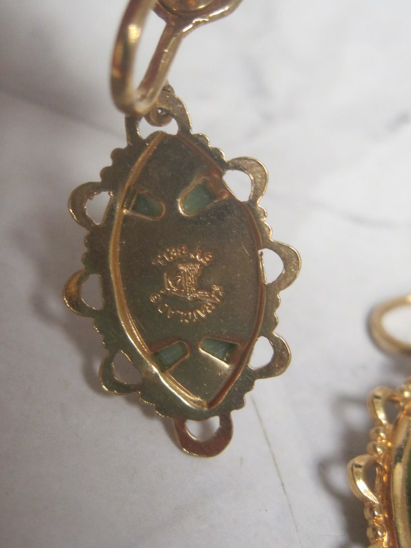 Vintage Karatclad by Bell Gold-Plated Jade Screwback Earrings - 3