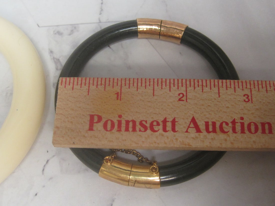 Lot of 2 Vintage Bangle Bracelets with Goldtone Accents - 5