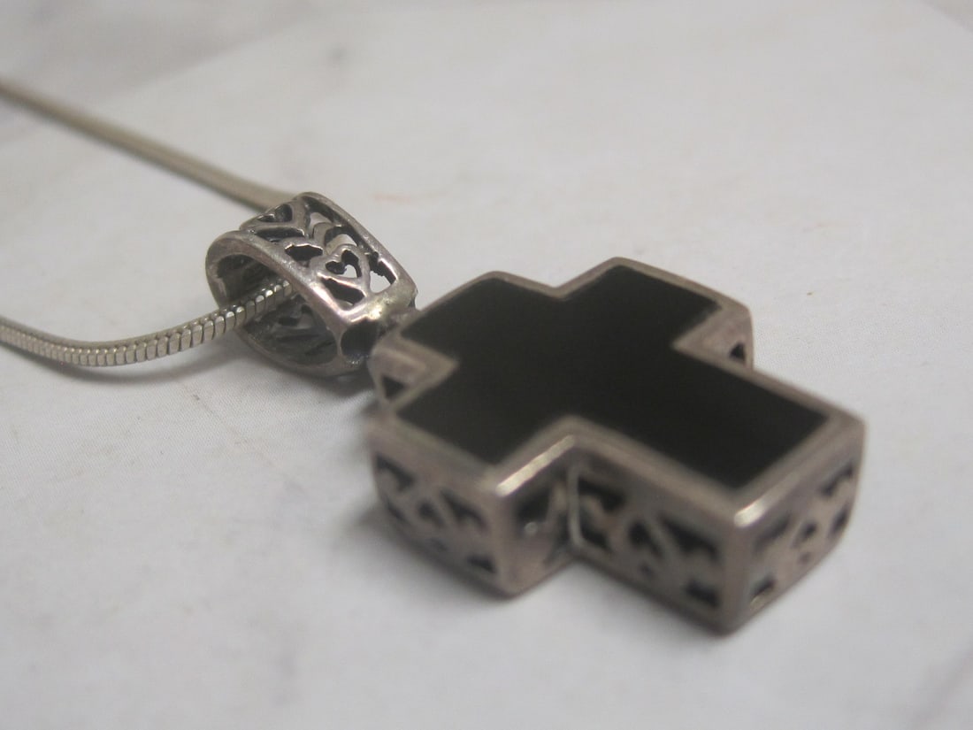 Sterling Silver Reversible Cross Pendant on 18" Sterling Silver Chain - 3