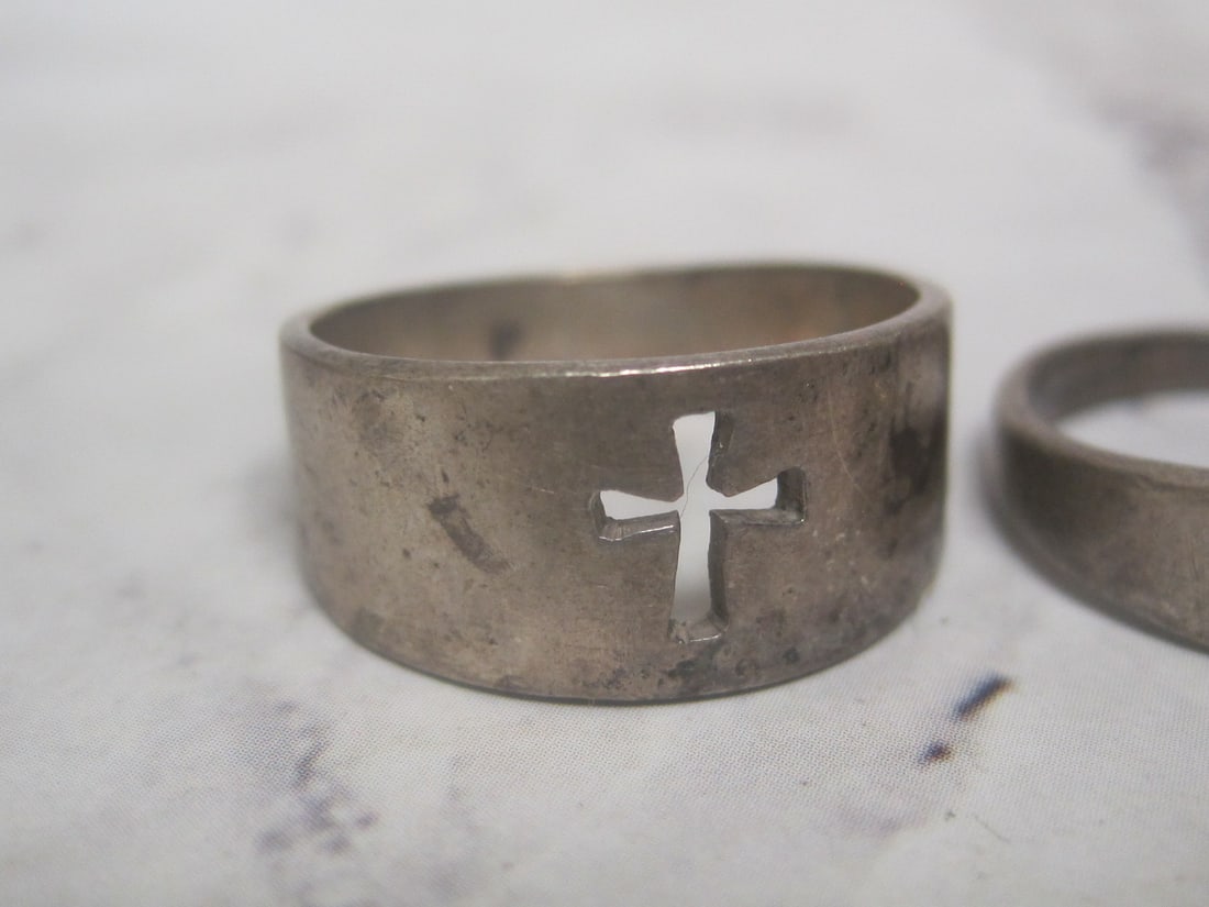Lot of 2 Sterling Silver Band Ring with Cross Cutout - 2