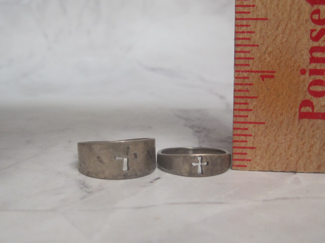 Lot of 2 Sterling Silver Band Ring with Cross Cutout - 4