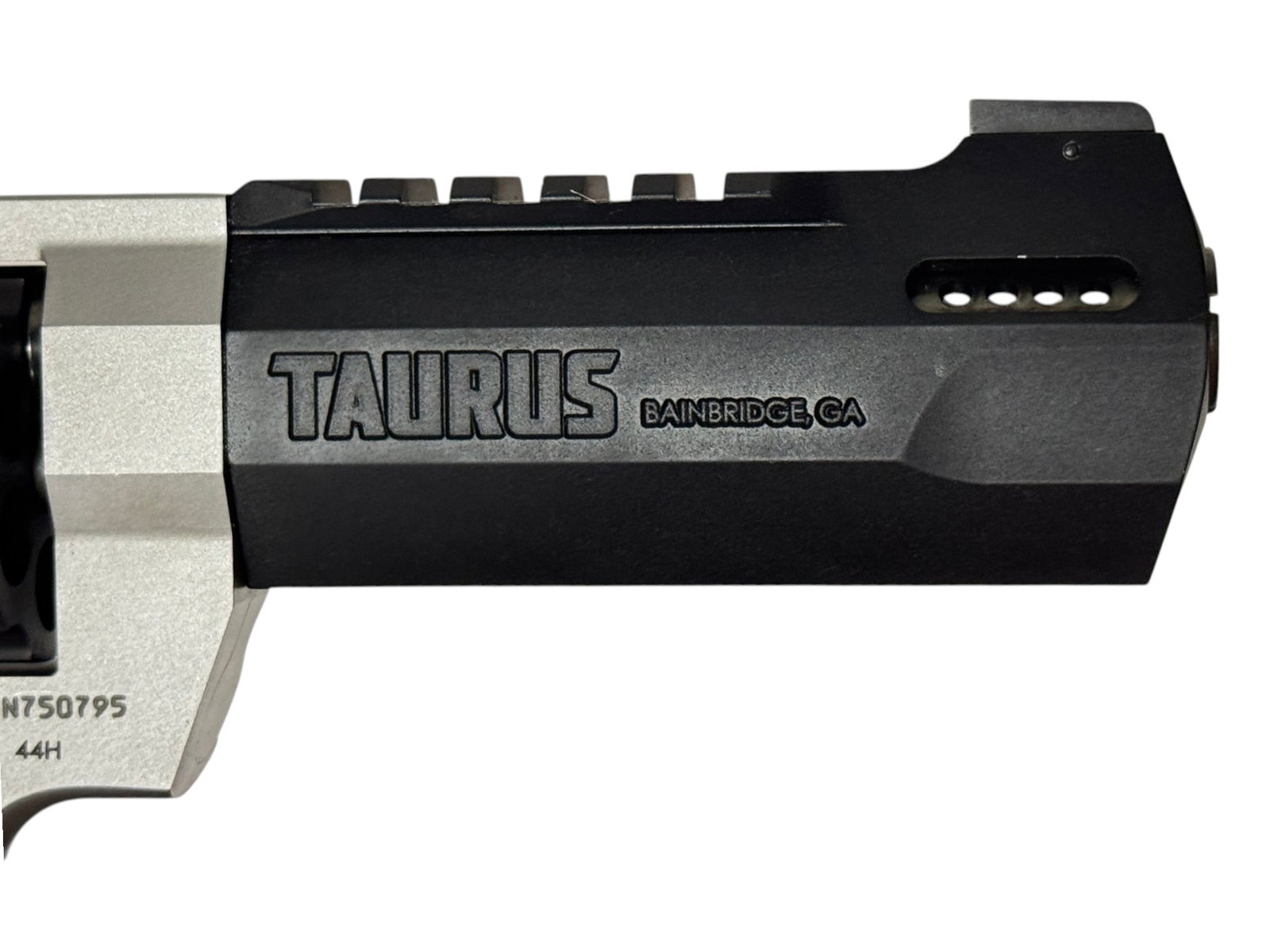 Excellent Taurus Raging Hunter .44 MAGNUM Two-Tone Revolver in Original Box - 8