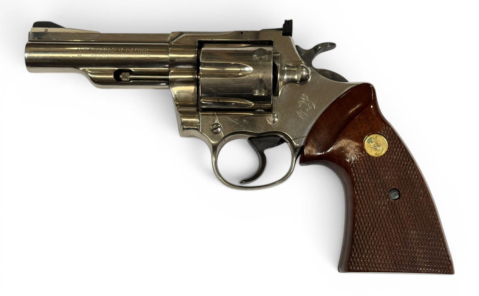 Excellent RARE 1970 Colt Border Patrol 4" Nickel .357 MAGNUM Revolver: S#: J50164 | Mfg. 1970 | 4" Barrel | Factory Nickel finish | Border Patrol |||| CONDITION: Excellent. 99% original finish with some minor oxidation annd a couple of light scratches. Mechanically funct