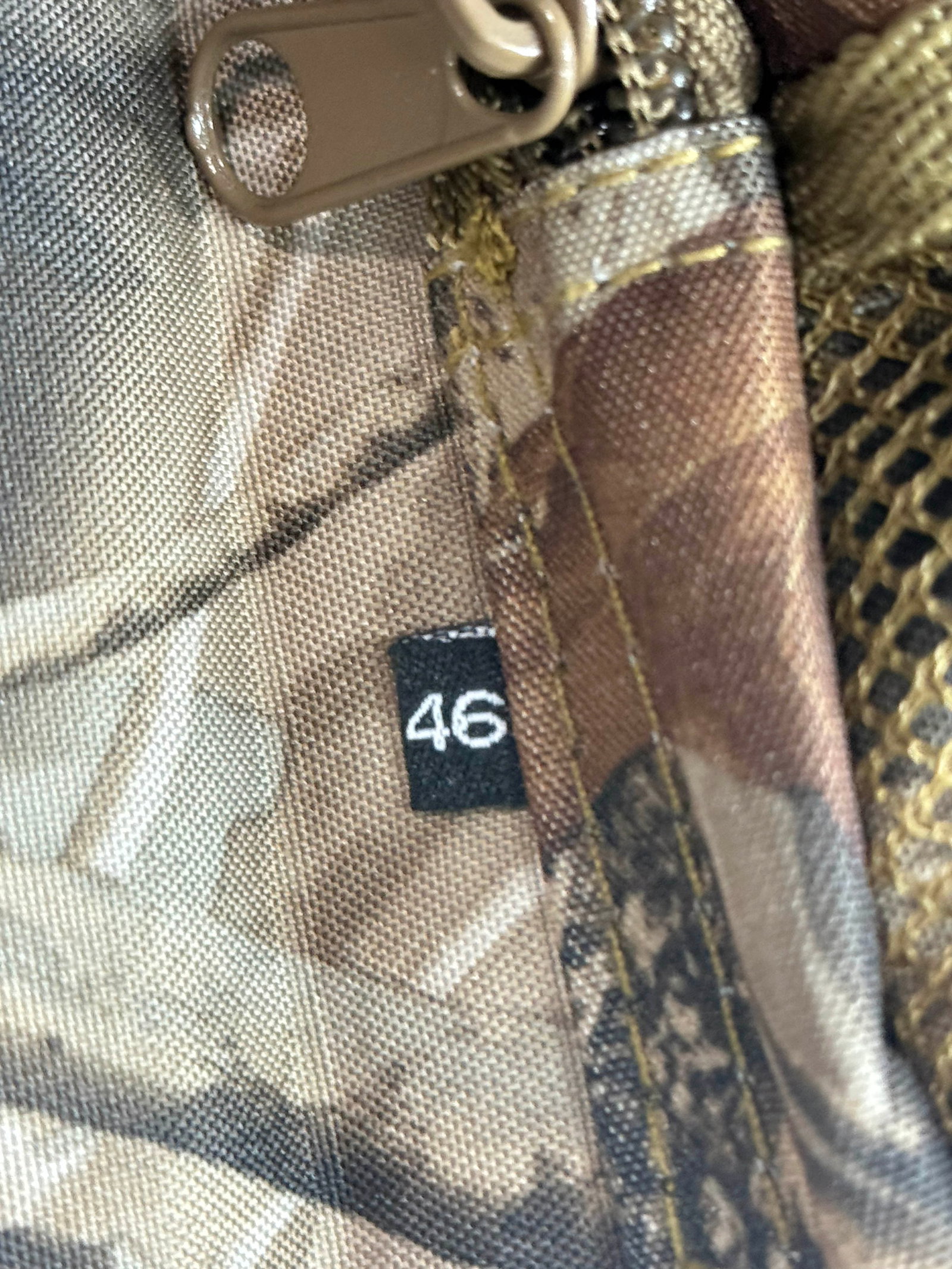 Nice Ravoincc 46” Camouflage Padded Rifle Soft Case w/ Browning Leather Rifle Sling - 11