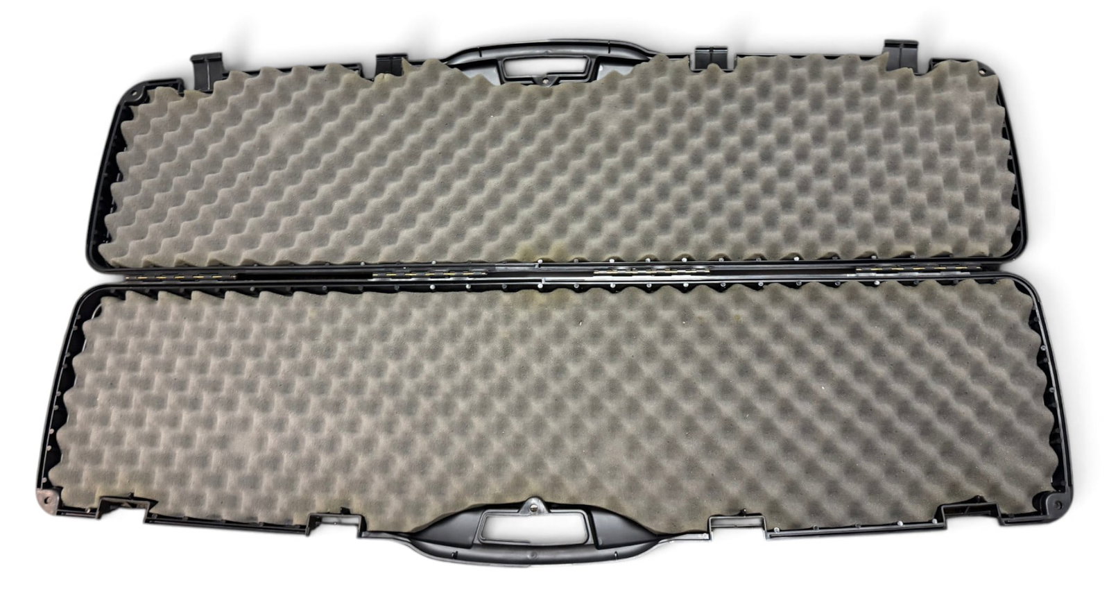 Plano Protector Series 50” Large Double Rifle Hard Case - 3